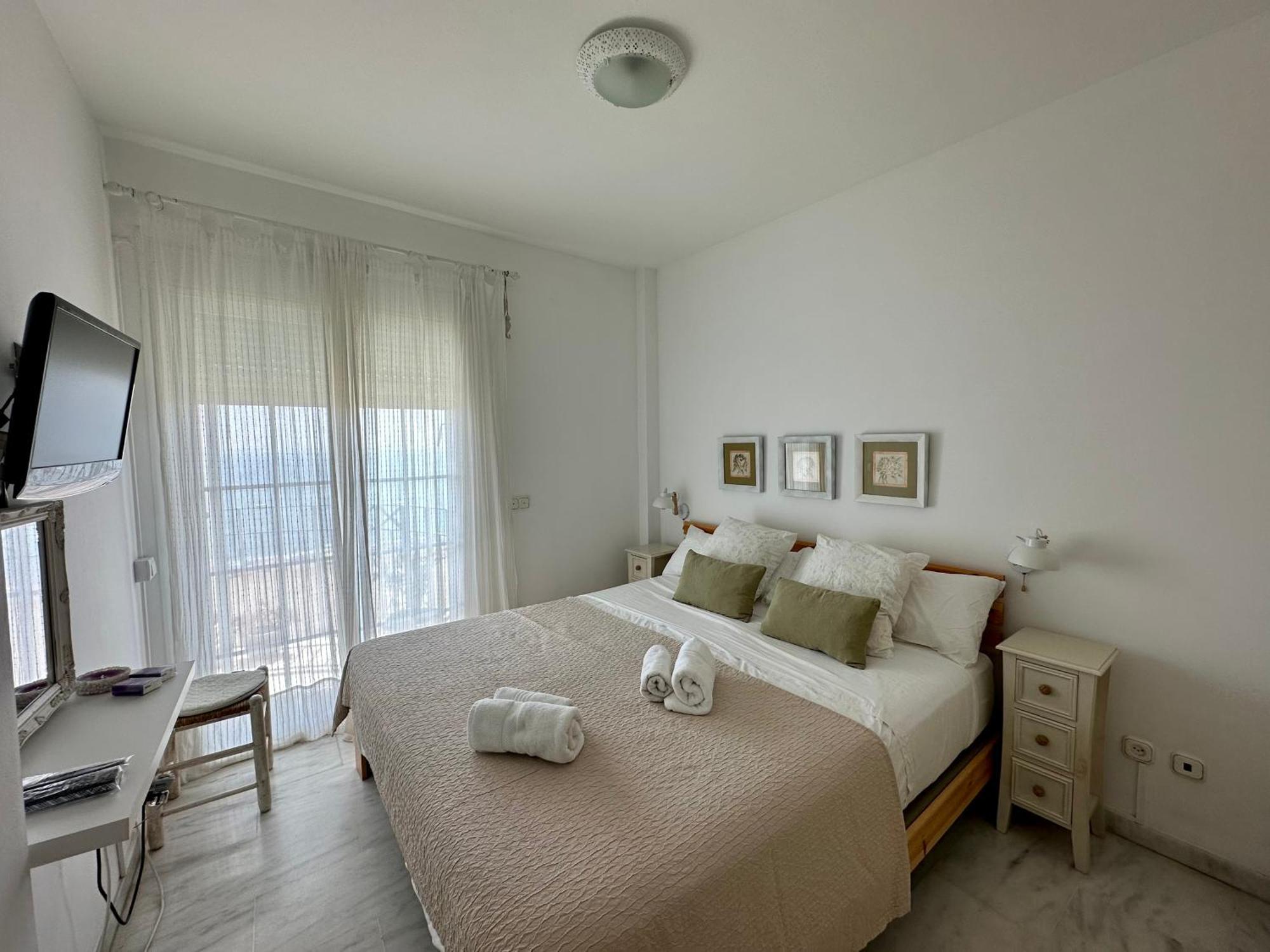 Pepe Beach Vista al Mar Apartment Estepona Exterior foto